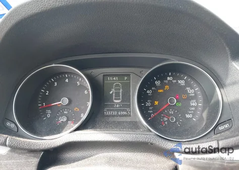 2017 Volkswagen Passat 1.8T Se z USA, uszkodzony, nr VIN 1VWBT7A30HC037414